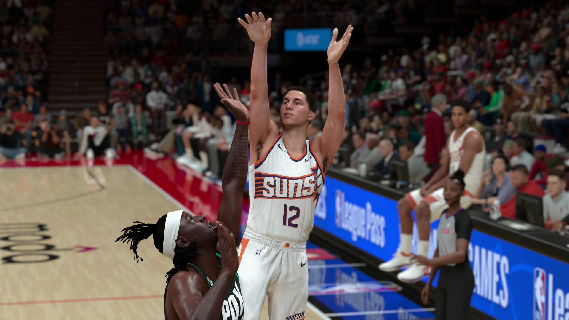 Suns Withstand Trail Blazers’ Opening Run in 130-125 Win